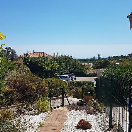 Au Coin De L'Olivier Apartman Le Lavandou Kültér fotó