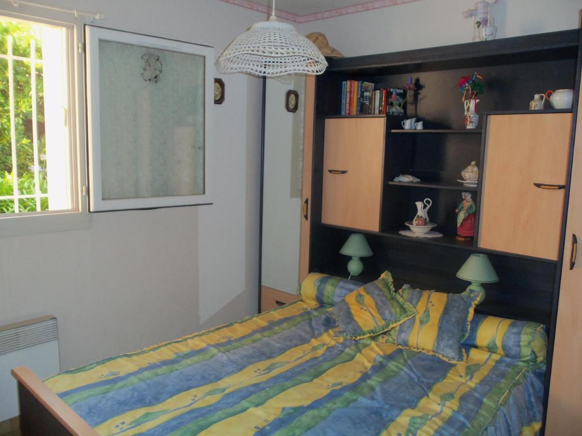 Au Coin De L'Olivier Apartman Le Lavandou Kültér fotó
